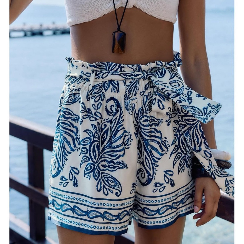 Zara Satin Paper Bag Print Shorts Size Small